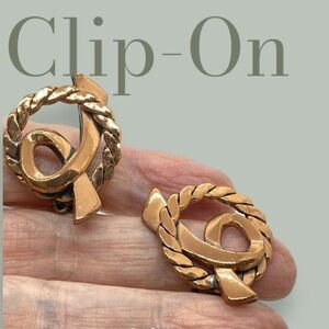 Vintage Copper Mod Clip On Earrings